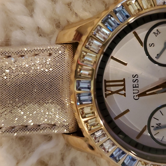 Guess Watch - Picture 7 of 7